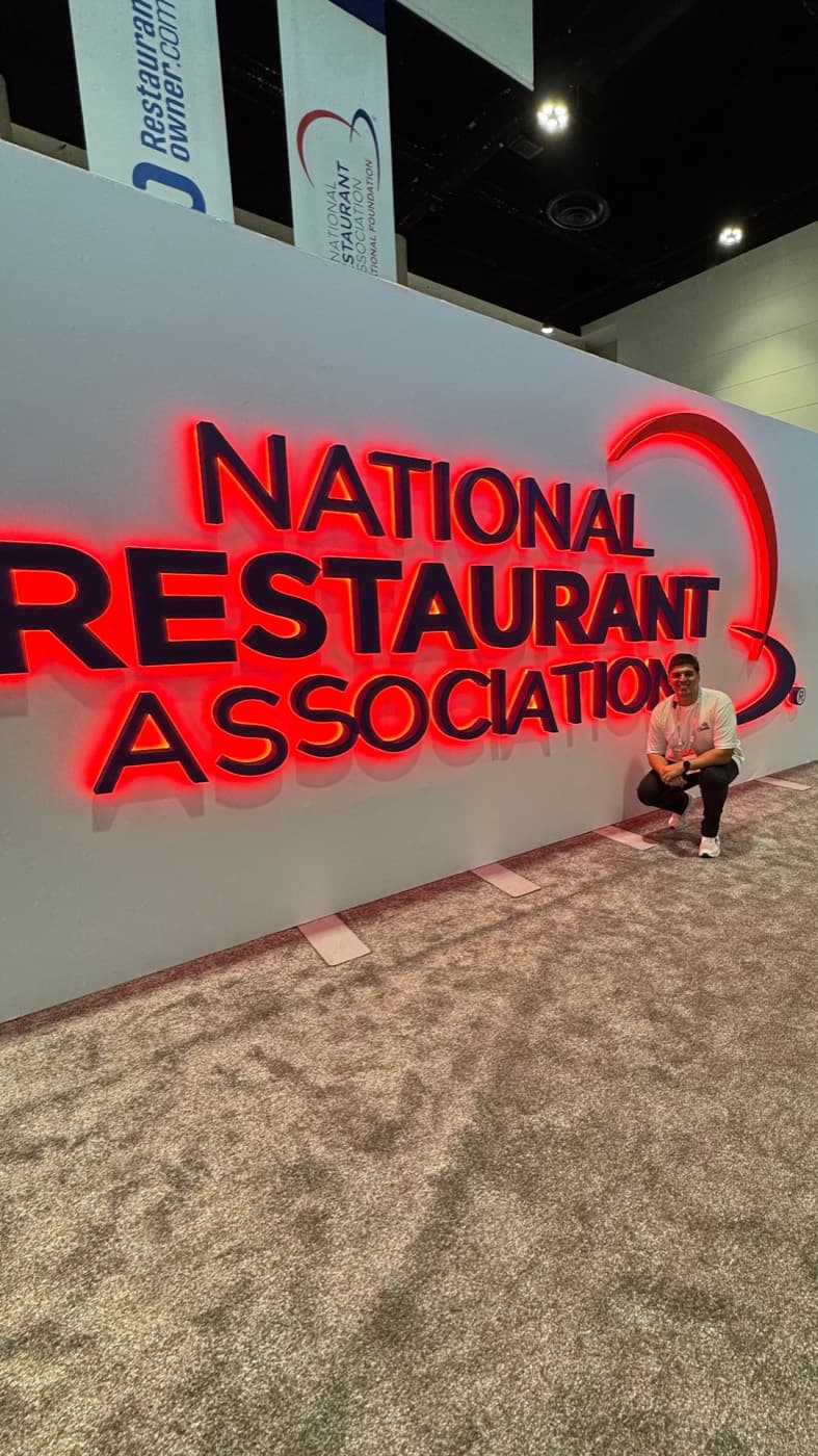 Lucas na National Restaurant Association, nos EUA